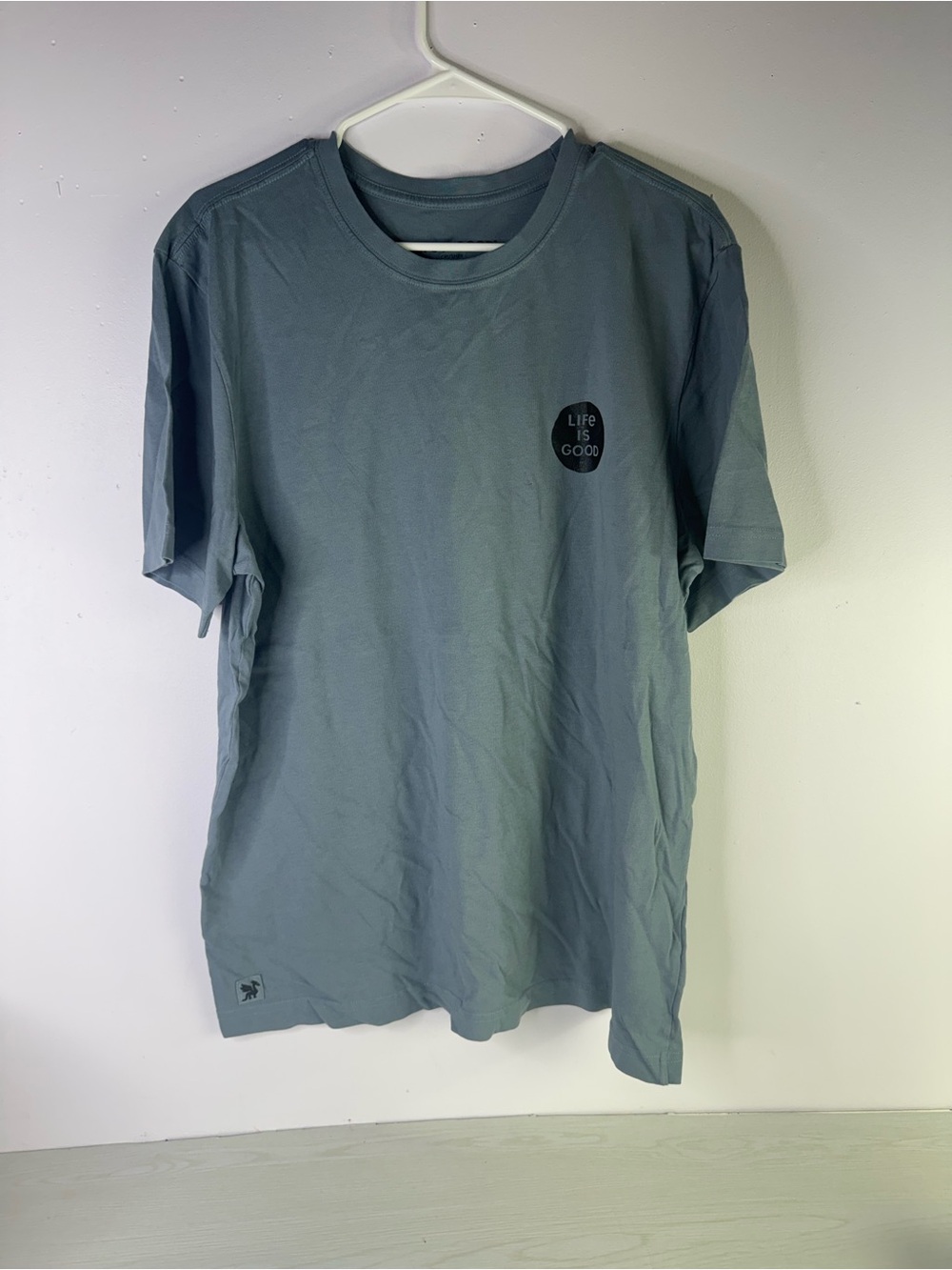 Life is Good Mens Large  Crusher Tee blue short-sleeve crewneck graphic t-shirt